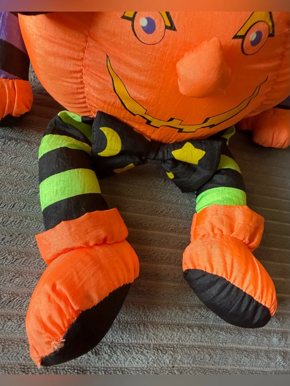 VTG Stuffins Halloween Pumpkin Nylon Sitter Spider Fall Striped Legs Plush Decor